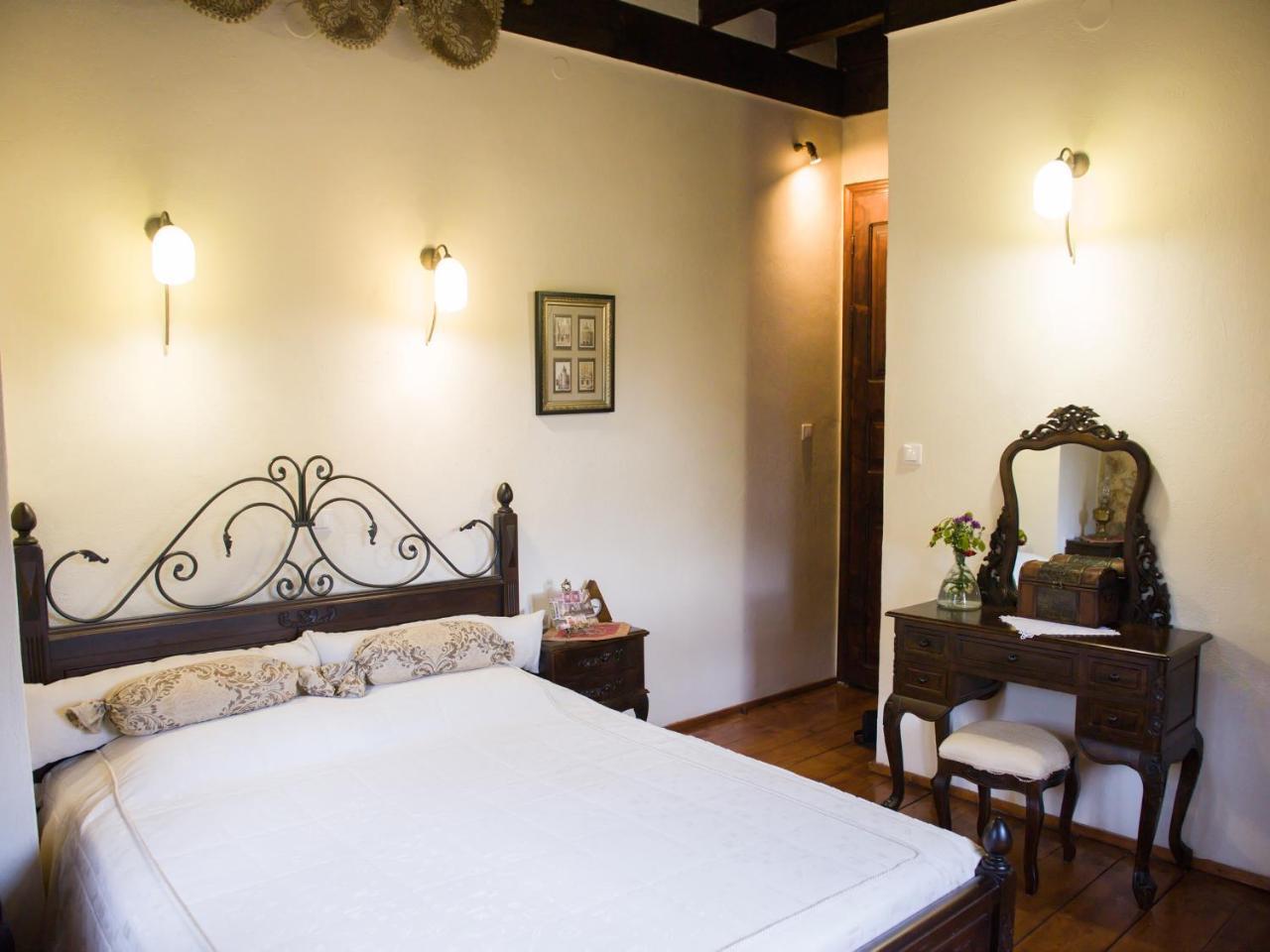 To Archontiko Guesthouse Villa 斯塔夫鲁波利 外观 照片