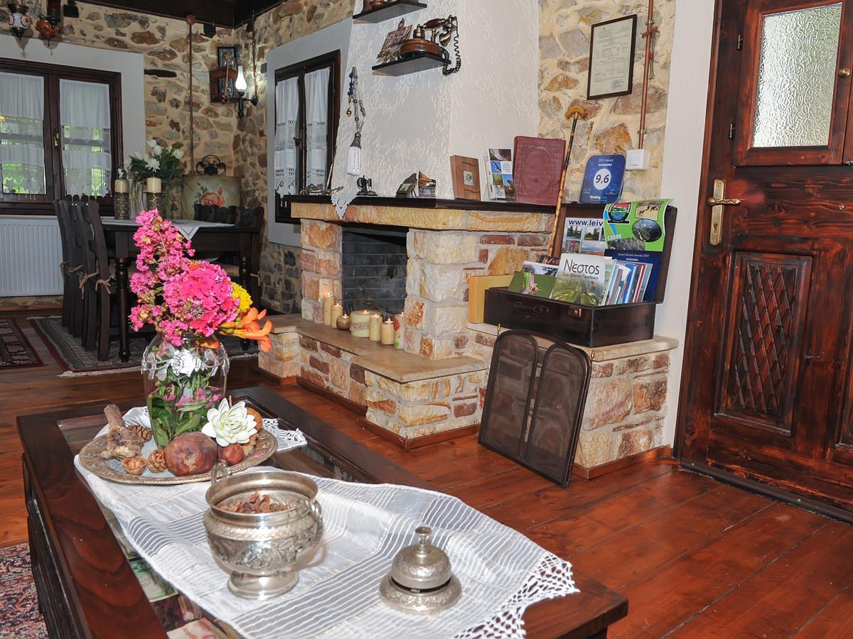 To Archontiko Guesthouse Villa 斯塔夫鲁波利 外观 照片