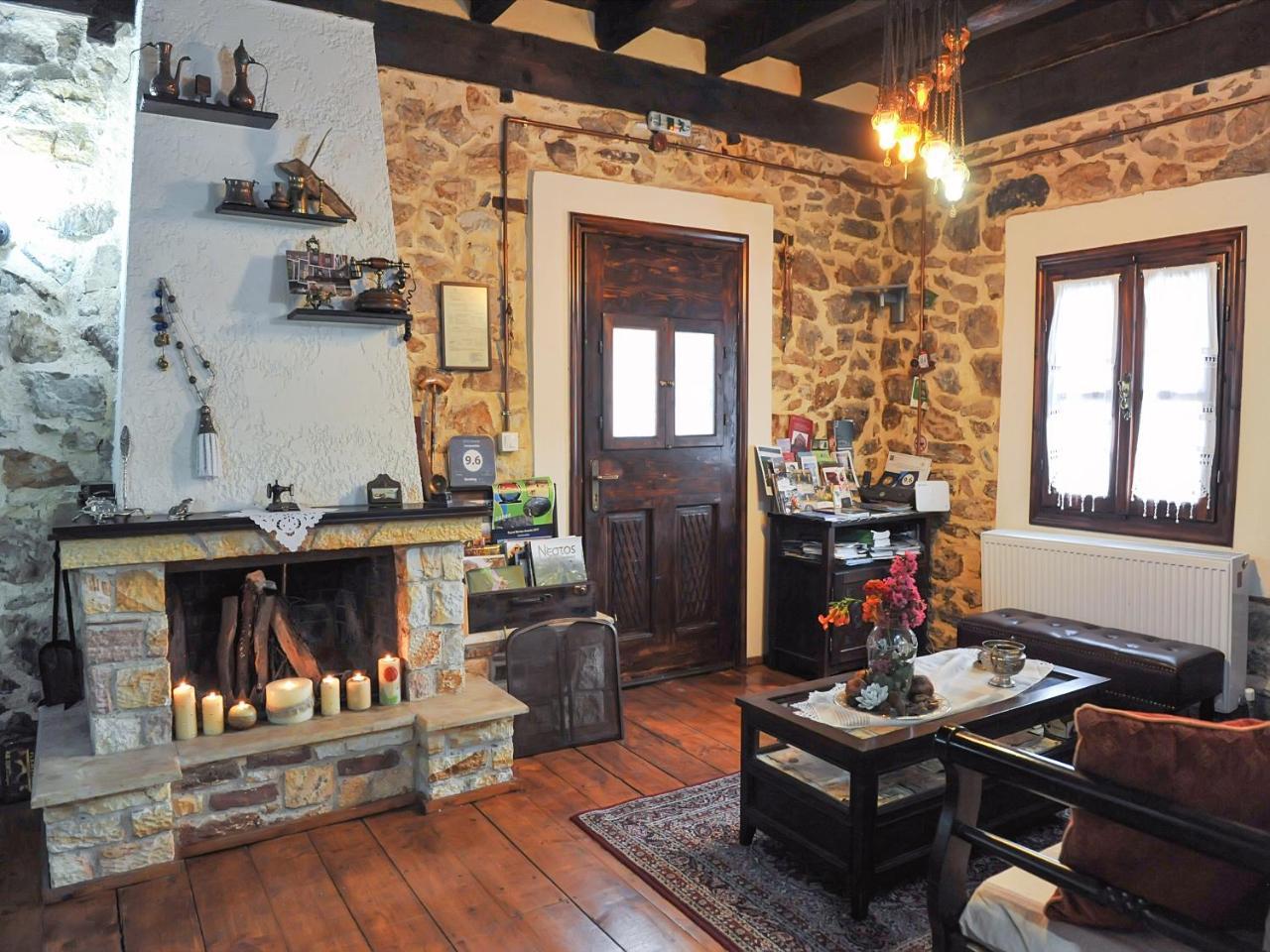 To Archontiko Guesthouse Villa 斯塔夫鲁波利 外观 照片