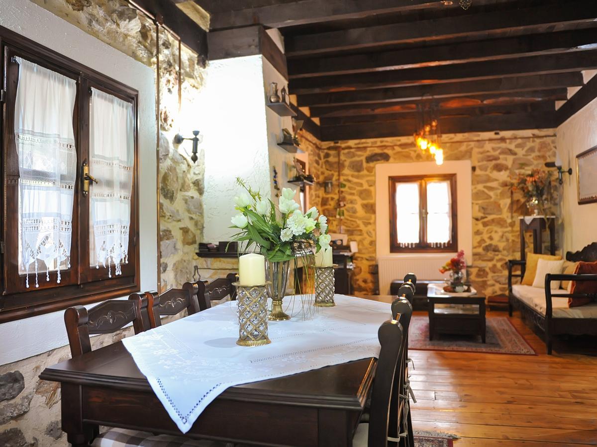 To Archontiko Guesthouse Villa 斯塔夫鲁波利 外观 照片